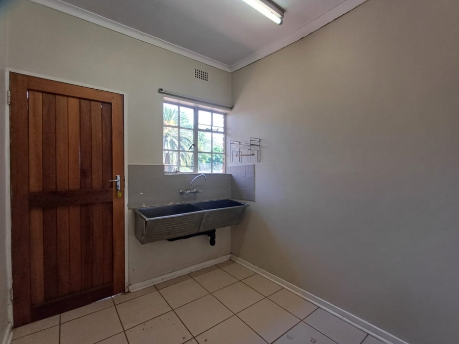 4 Bedroom Property for Sale in Flamwood North West